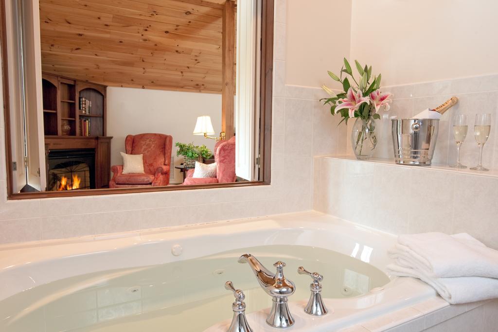 Stonecroft Country Inn Ledyard Center Phòng bức ảnh