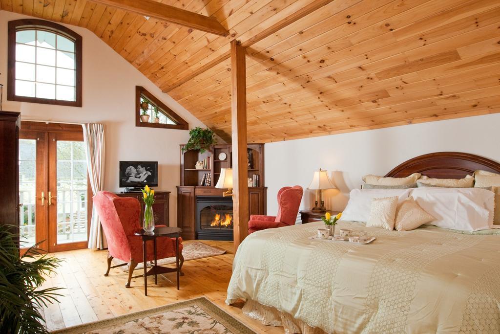 Stonecroft Country Inn Ledyard Center Phòng bức ảnh